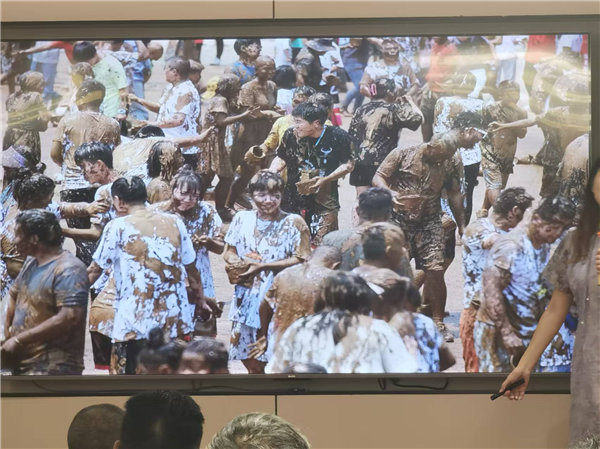 綿陽中旅行假日旅行社舉行“什邡號.2025熊貓專列”旅游線路分享會(huì)