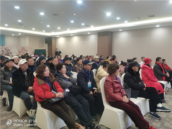 綿陽(yáng)中旅行假日旅行社2026年年會(huì)暨新品線路發(fā)布會(huì)圓滿舉行